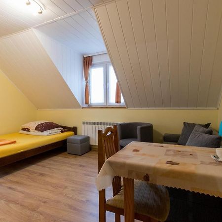 Dworek Julia - Klimatyzowane Komfortowe Pokoje Nad Solina - Bieszczady Polanczyk Ngoại thất bức ảnh